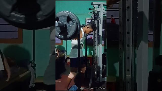 squat PR video ! 64 kg body weight !