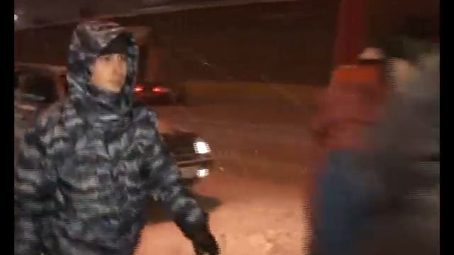 Полицейские совместно с сотрудниками миграционной службы провели рейд на Центральном рынке