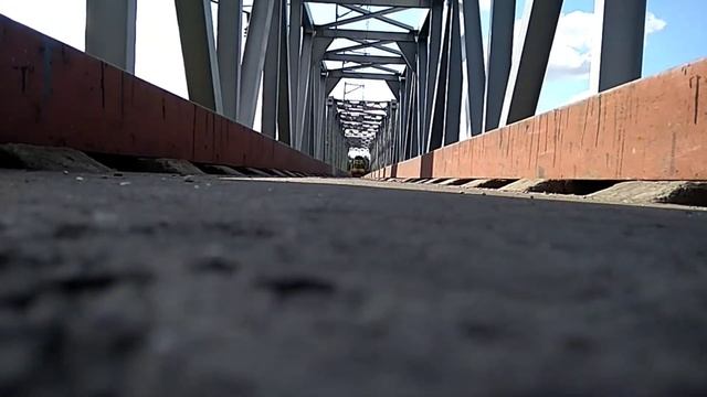 ЧТО ОН ТВОРИТ? .::Гуляем на ЧУГУНКЕ::.