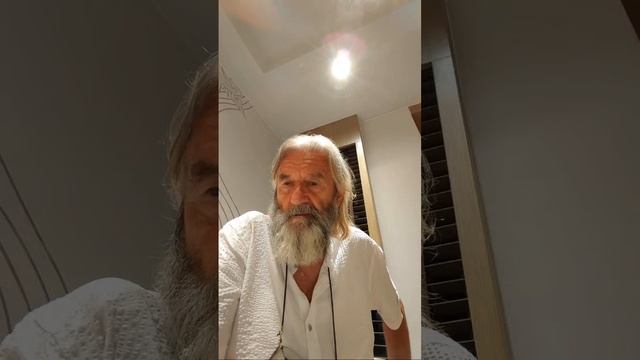 Цитат от Учителя: "Там ще видите, че вашите майки, бащи, братя и сестри не са били..."
