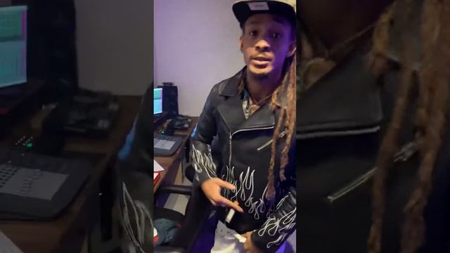 Warr Works X Kira Dat “Richeous Romance” in studio