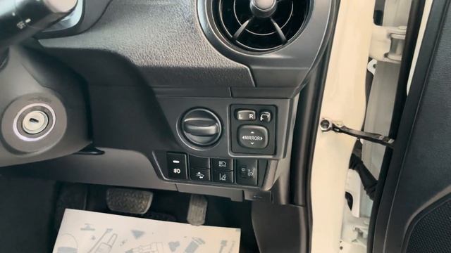 Toyota Corolla Fielder, 2018 год
