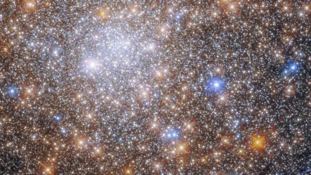Menolak Pensiun ! Teleskop Hubble Berhasil Memotret Hal Luar Biasa Dari Alam Semesta