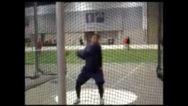 Oliver Whaley- weight throw 19.59m (64-03.25 ft) 25% slow motion