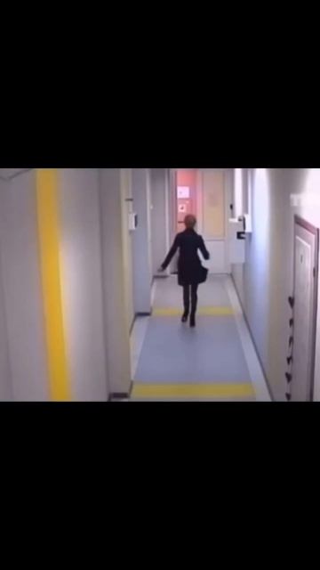Их все хейтят