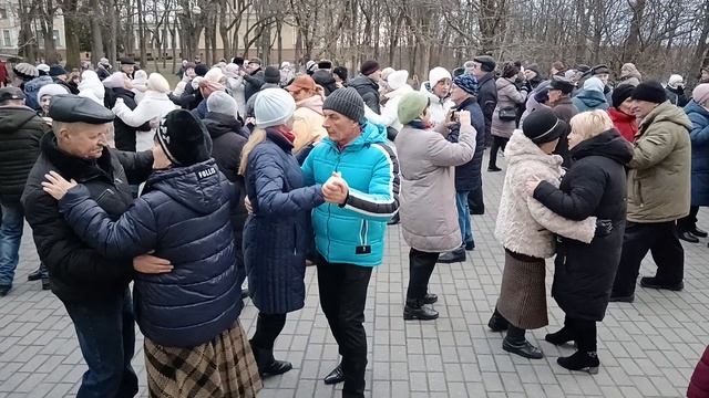 Когда стучится счастье....... 02.02.25 Гомель парк Луначарского 🥰💫