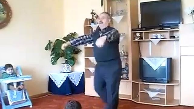 Дед приехал с Казантипа