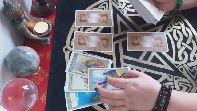 ❗️ ❗️ ❗️ Ждет ли он от вас действий _ таро расклад