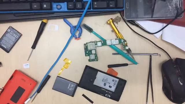 Nokia lumia 520 - inlocuire pcb