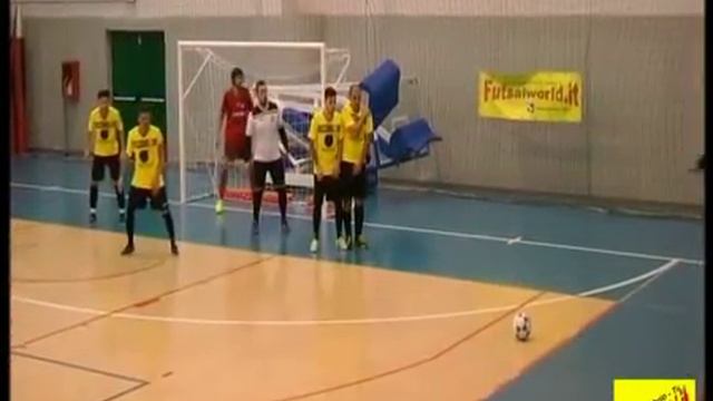 30/11/14 Futsal Monza - Cometa ... Under 21 -- calcio a 5