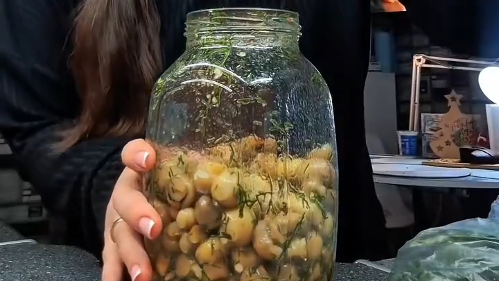 Маринованные ШАМПИНЬОНЫ...🍄😋