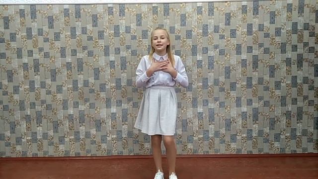 Матяш Дарія Андріївна; пісня: "Стій моє дитинство" Н.Май