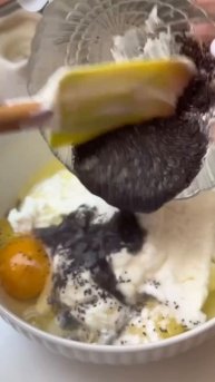 Творожник с маком