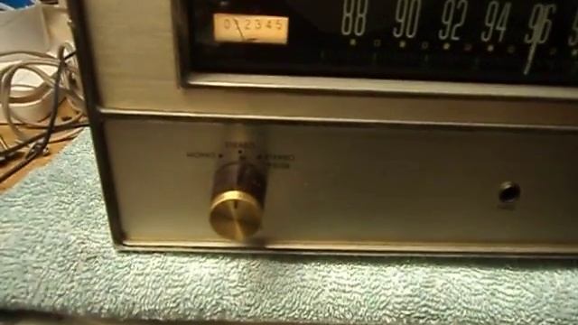 Vintage Fisher FM-90B Stereo Tube Tuner - Testing the Meter