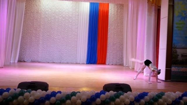 1100   Кристина Голяка г  Амурск    Седьмой этаж