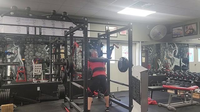 Week 6, last set of 10 with Kabuki transformer bar on low bar setting with 275.