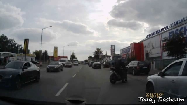 Today DashCam   Banana peel on the road