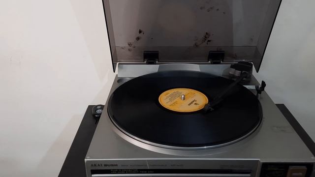 Akai Bush Semi Automatic Turntable AP M10 How To Use Kaise Chalaye, Price And Connection IN HINDI