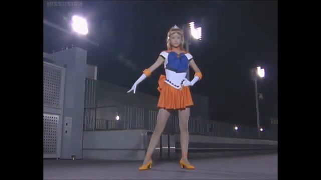 Pretty guardian sailor moon - Sailor V reveals herself as sailor venus and pretends to be princess