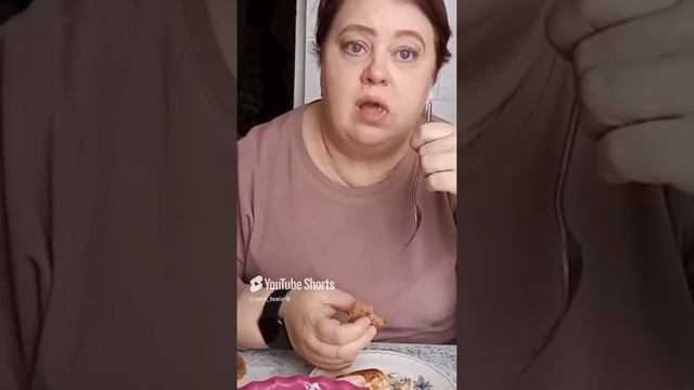мы голодные с ребёнком сидим 🥺