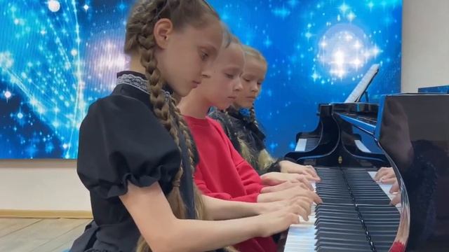 341 Брайткрац Евника, Шабашная Елизавета, Ощепкова Анастасия, г Вяземский  Шотландская народная мел