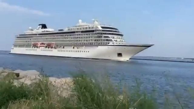 Part 1 Cruise Ship Viking Neptune On The Cape Cod Canal 7/12/23 Deep Horn