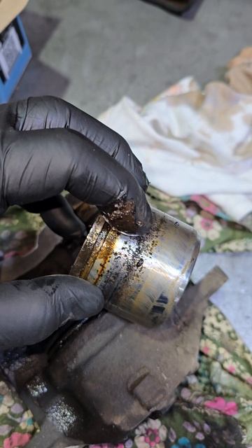 Газель 3302 ремонт переднего суппорта #ремонт #automobile #mechaniclife #топ #top10 #top #газ #гараж