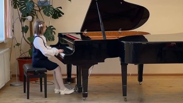 362 Александра Кирша, Апатиты  Э Григ Вальс a moll 480p