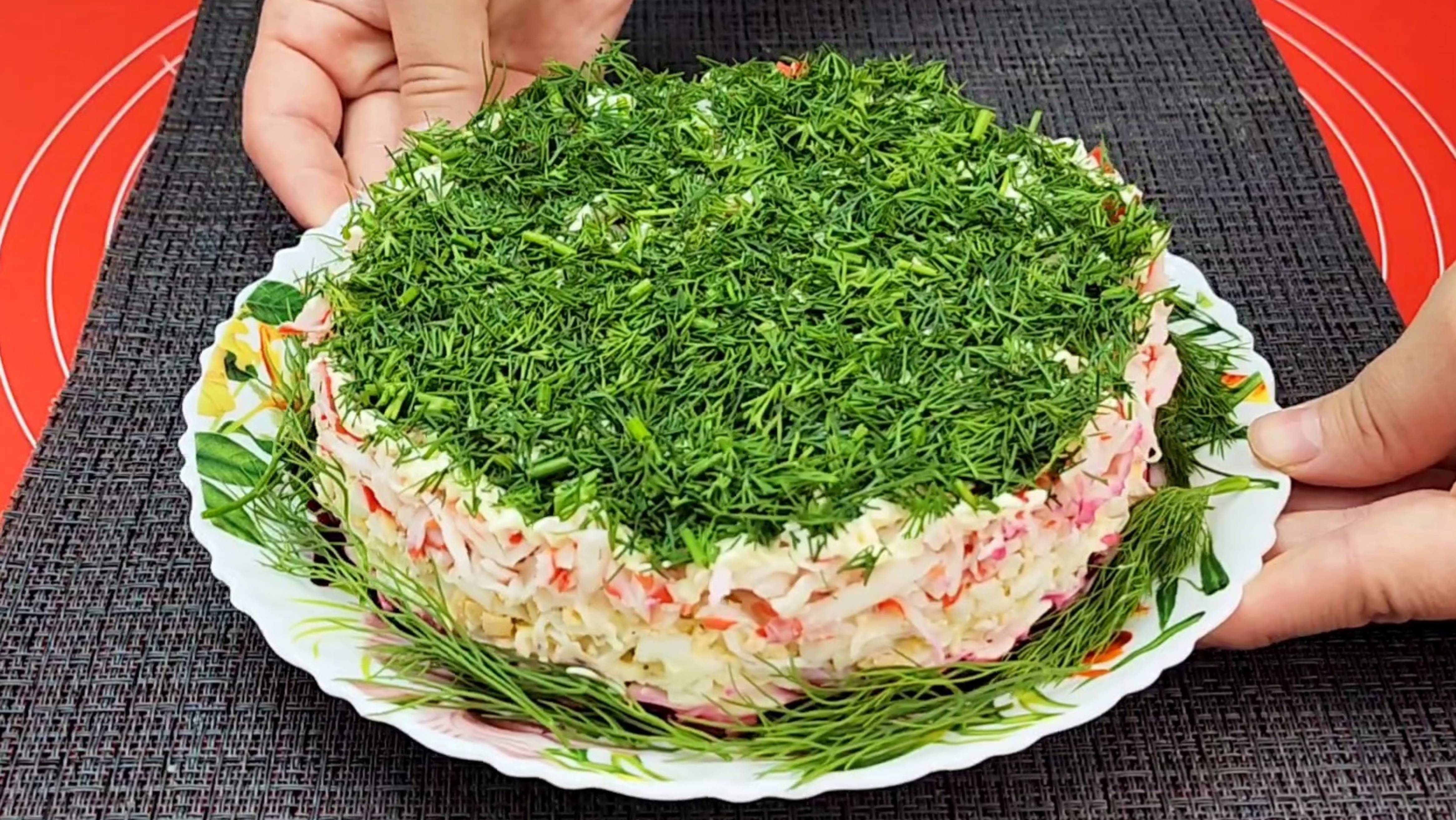 Да чего же он вкусный. Салат "ПРИНЦ" на праздничный стол. Мы просто обожаем этот салат