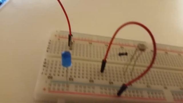 Accensione led con fotoresistenza ed arduino