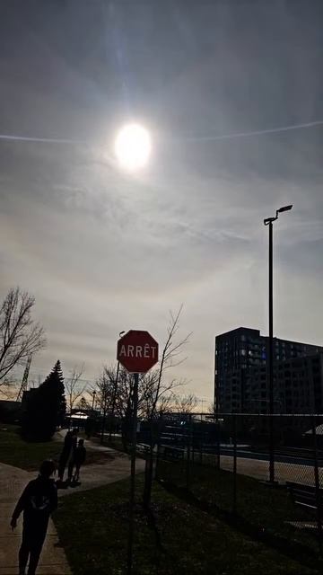 solar eclipse Montreal Canada