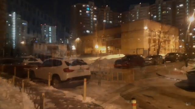 Атмосфера одиночества. Пустые безлюдные ночные улицы района Куркино