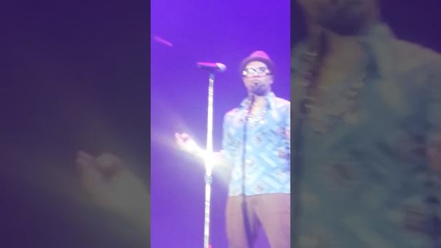 Bruno Mars' Hooligans - lazy song nottingham 2013