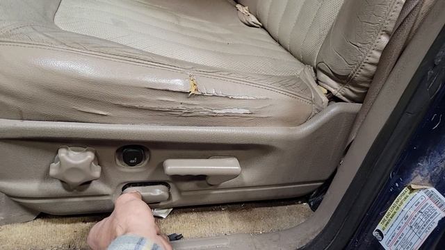 FOR SALE - 22P1068 - 2004 MERCURY MOUNTAINEER - DRIVER LEFT FRONT POWER SEAT