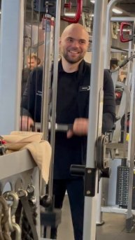 С тренером зарубились на -10 кг за месяц 😂 ему надо к соревнованиям