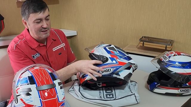 SHOEI X-SPR PRO: как теперь снять визор. Сравнение с X-SPIRIT 3, как снимать одной рукой-разочарован