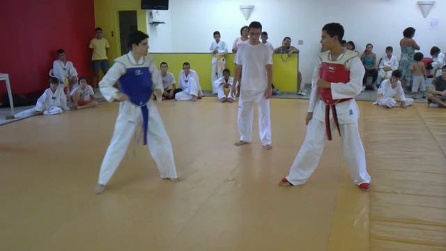 Academia Jaragua Taekwondo - Luta Pit - parte 1