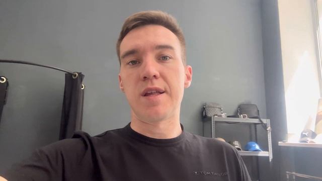 КАК ОТКРЫТЬ МАГАЗИН С ОДЕЖДОЙ В МОСКВЕ?  ОДЕЖДА НА АВИТО НЕ ПРОДАЕТСЯ #товарка #бизнес #авито