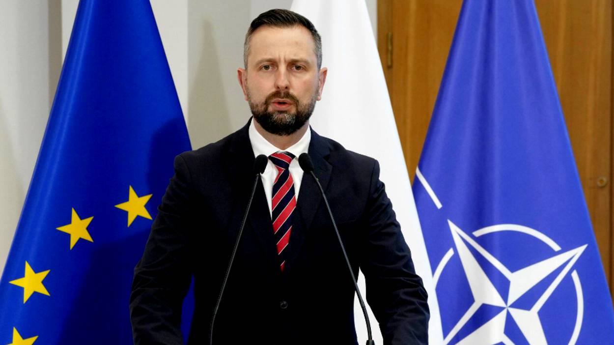 Министр обороны Польши ответил на вопрос об отправке польских войск на Украину