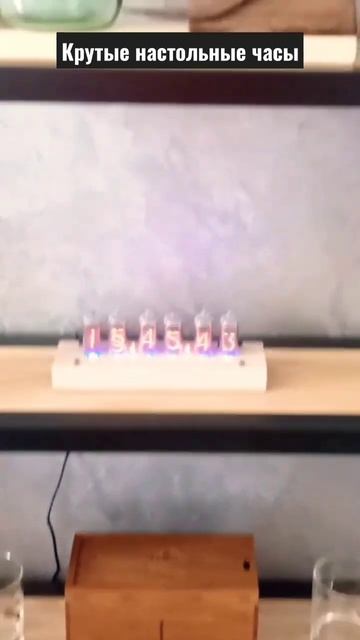 Оригинальные настольные часы / original table clock/ оригінальний настільний годинник