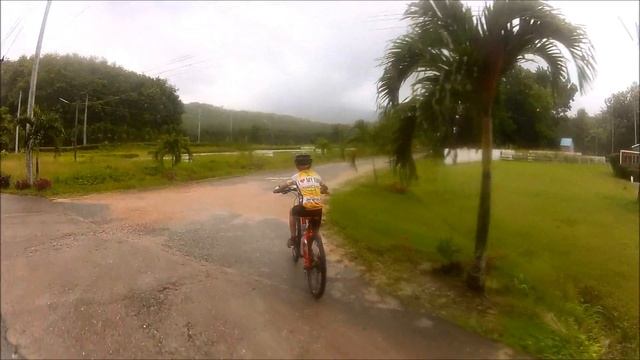 Round-Trip around the Hills with Dany, 52 km MTB with rain  - part 2