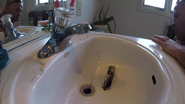 BATHROOM SINK CLOGGED EASIEST WAY TO CLEAR DRAIN