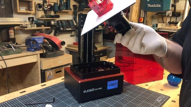 Neuzugang in der Werkstatt SLA Resin 3D-Drucker, Elegoo Saturn 4K, Schnellstart