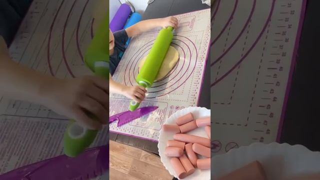 Мини сосиски - способ закручивания.