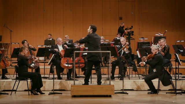 Mozart. Symphony N 41 k 551. Orozco-Estrada. Münchner Philharmoniker.