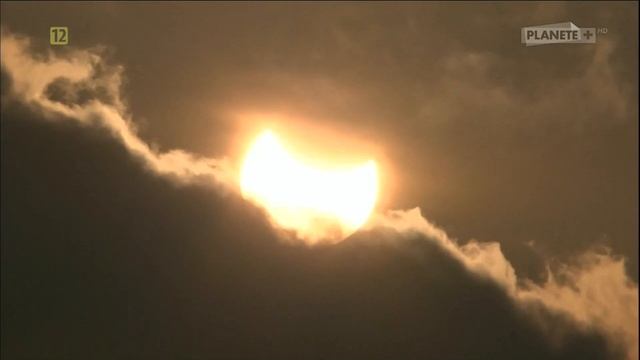 Kosmos  Odc 4  Nieznane oblicze Słońca