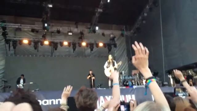 30 seconds to mars - Hurricane (Live 2) Maxidrom 2013