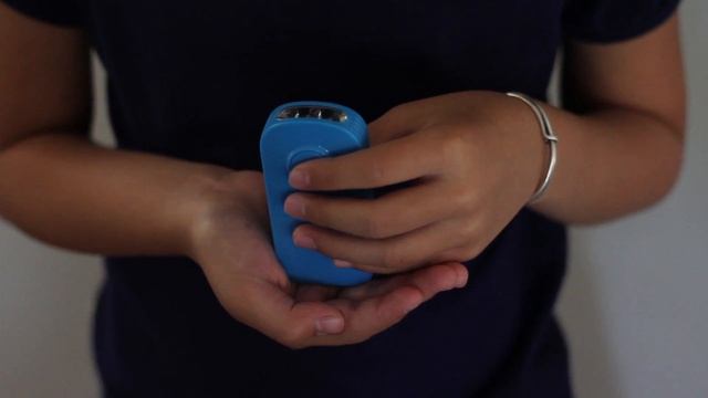 Dip in, Light up! Emergency LED Flashlight. Liquid-activated, No batteries!