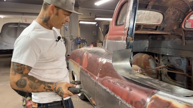 DESIGNING AND FABRICATING THE DOOR: 1949 MERCURY CABOVER