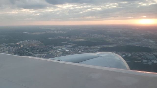 Полёт над облаками на самолёте Boeing 737 - 800 Ташкент - Внуково